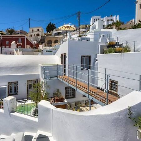 Petit Village Fira  Extérieur photo